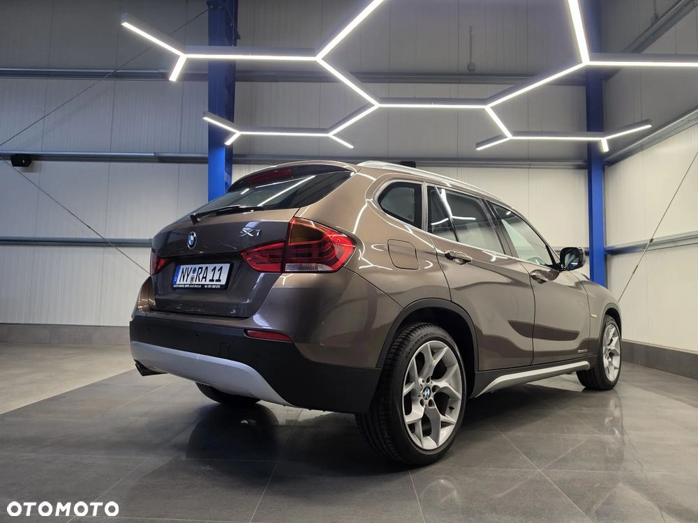 BMW X1 sDrive20d - 17