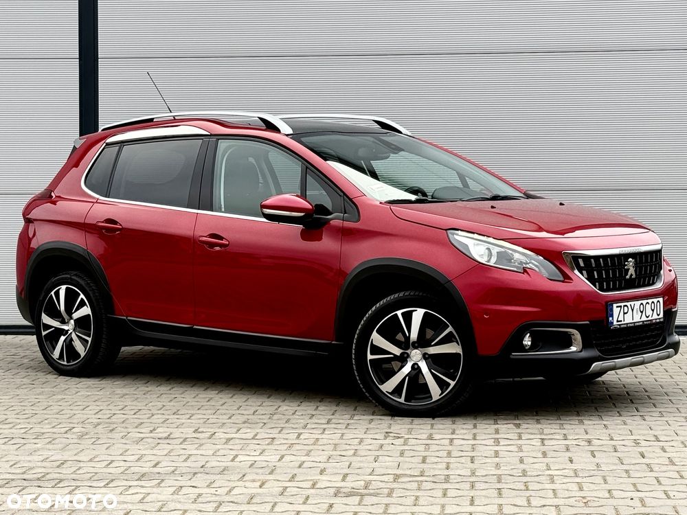 Peugeot 2008 1.6 BlueHDi Allure S&S - 11