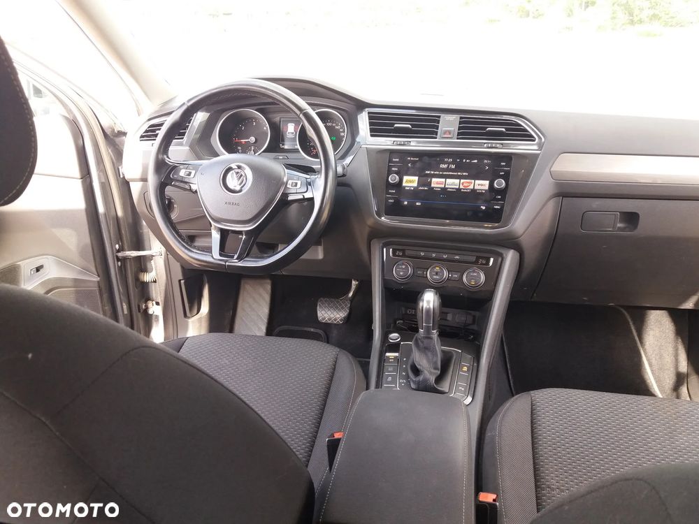 Volkswagen Tiguan Allspace 2.0 TDI 4Mot SCR Comfortline DSG - 11