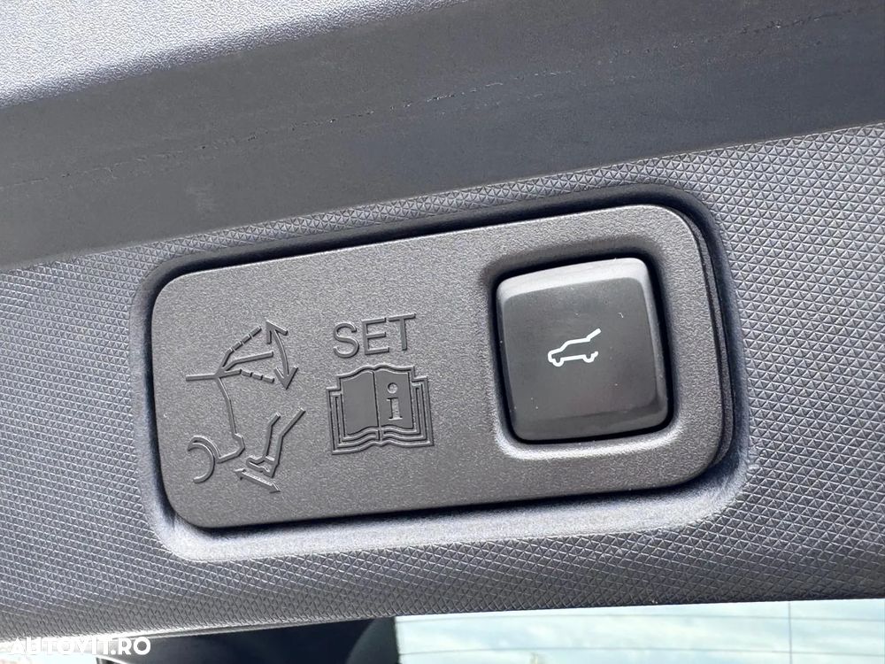 Ford Mustang Mach-E RWD Standard Range 198 kW Base - 33