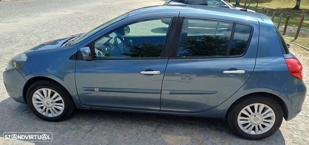 Renault Clio 1.2 16V Dynamique S - 9