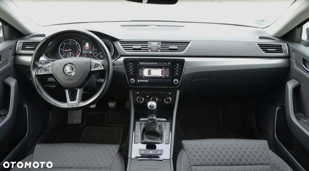 Skoda Superb 2.0 TDI Style - 21