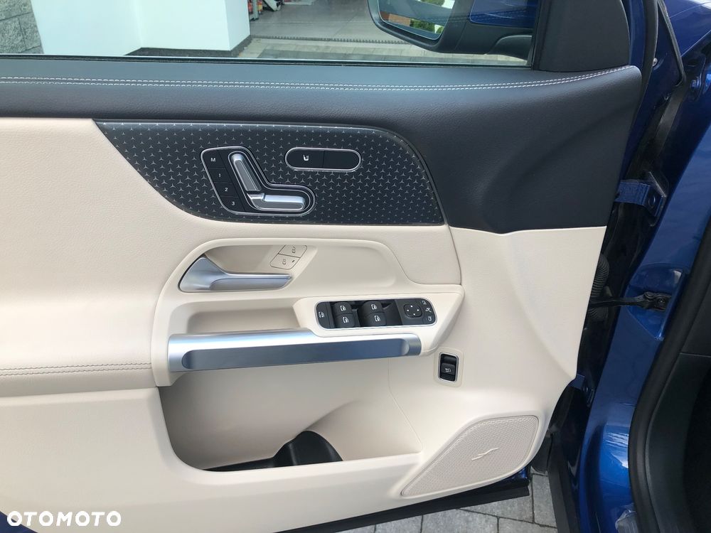 Mercedes-Benz GLB 250 4Matic 8G-DCT Progressive Advanced - 13