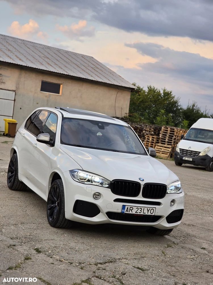 BMW X5 M M50d - 23