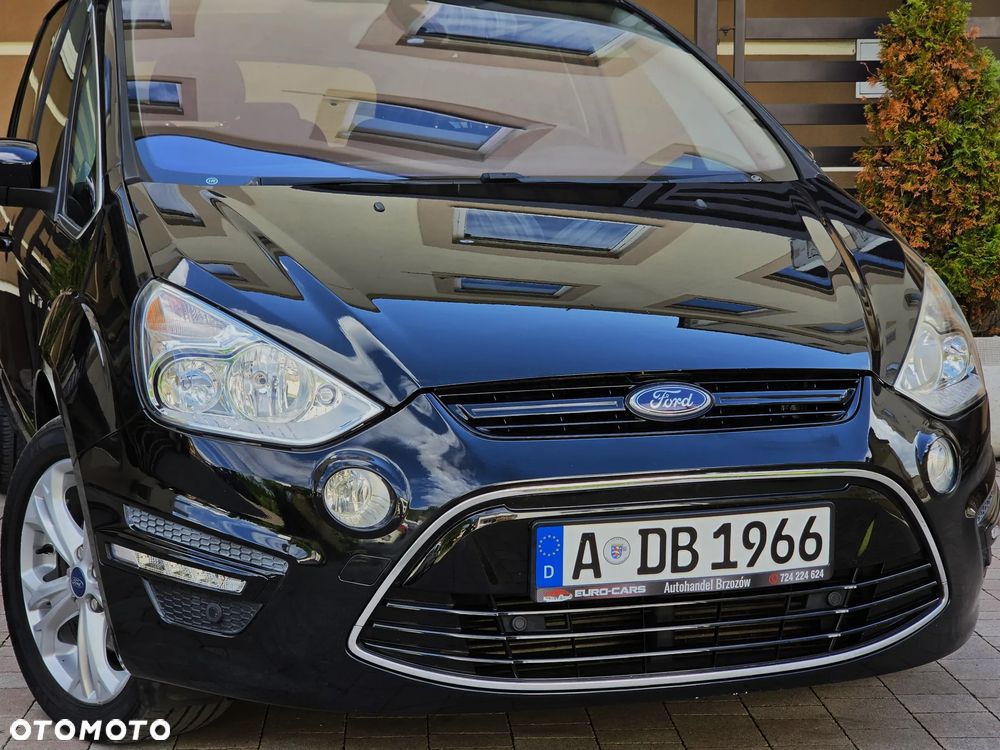 Ford S-Max 2.0 TDCi DPF Titanium - 12