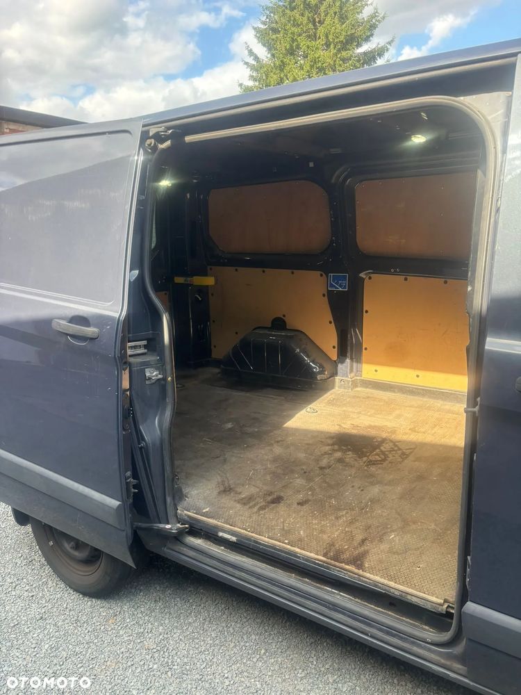 Opel Vivaro - 28