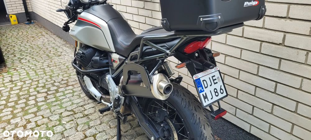 Moto Guzzi V85 - 31