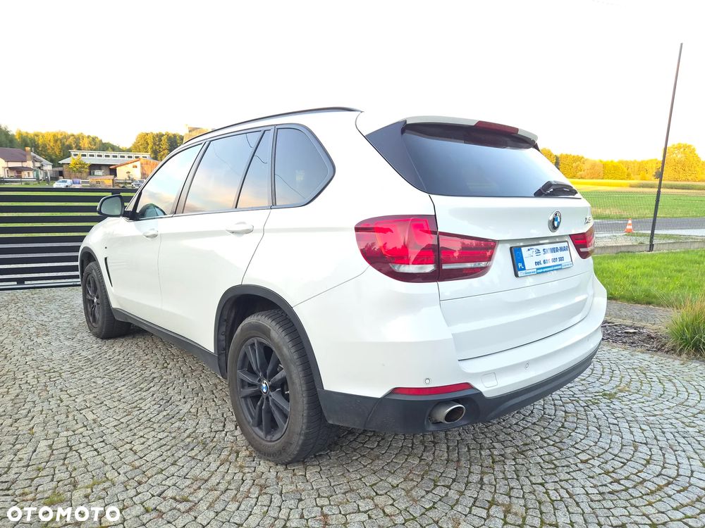 BMW X5 xDrive25d Sport-Aut - 7