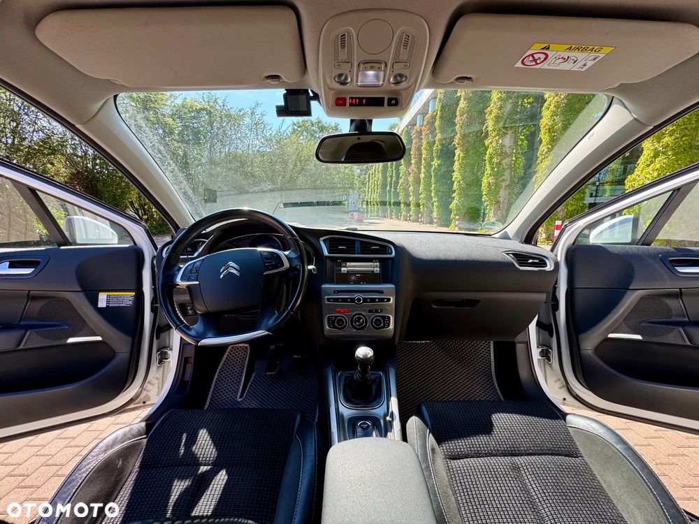 Citroën C4 PureTech 130 Stop&Start SHINE - 2