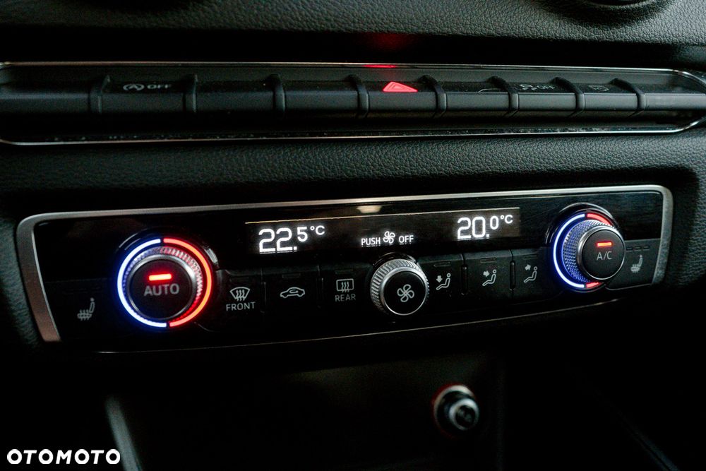 Audi A3 Sportback 1.4 TFSI Ambiente - 22