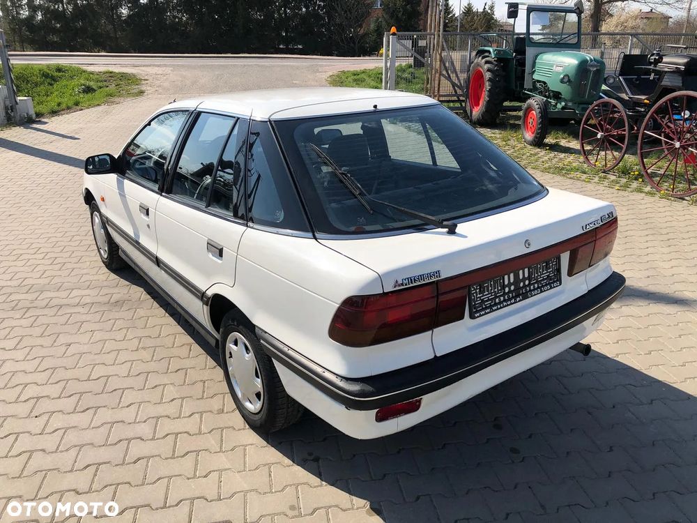 Mitsubishi Lancer 1500 GLXi - 5
