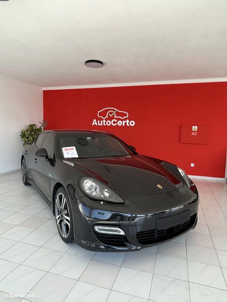 Porsche Panamera Turbo PDK - 1