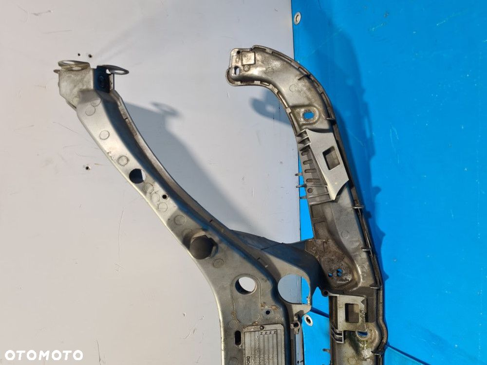 PAS PRZEDNI    FORD FOCUS MK1 - 3