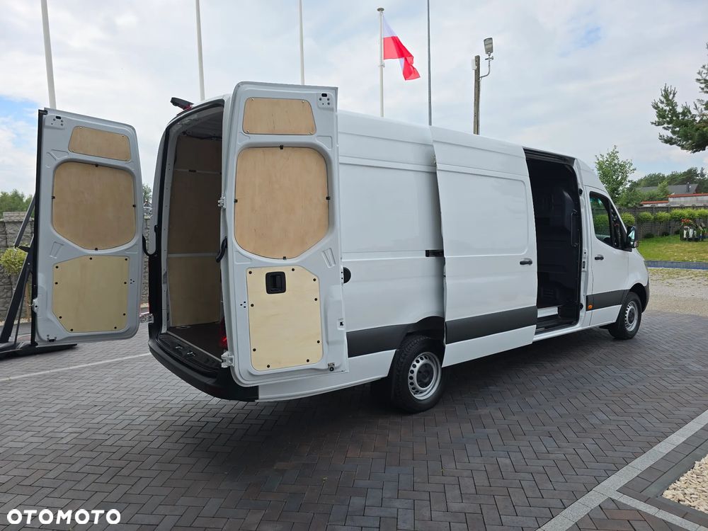 Mercedes-Benz SPRINTER 319 3.0 V6 190KM 60 Tyś km LONG 4,80cm Długi BOGATA OPCJA WYPOSAŻENIA KAMERA FUL LED HIGH PERFORMANCE MBOX 7 cala SEDZENIE KIEROWCY KOMFORTOWE TEMPOMAT AKTYWNY SALON PL STAN NOWY NOWY NOWY SERWIS ASO DO OSTATNIEGO Km - 14