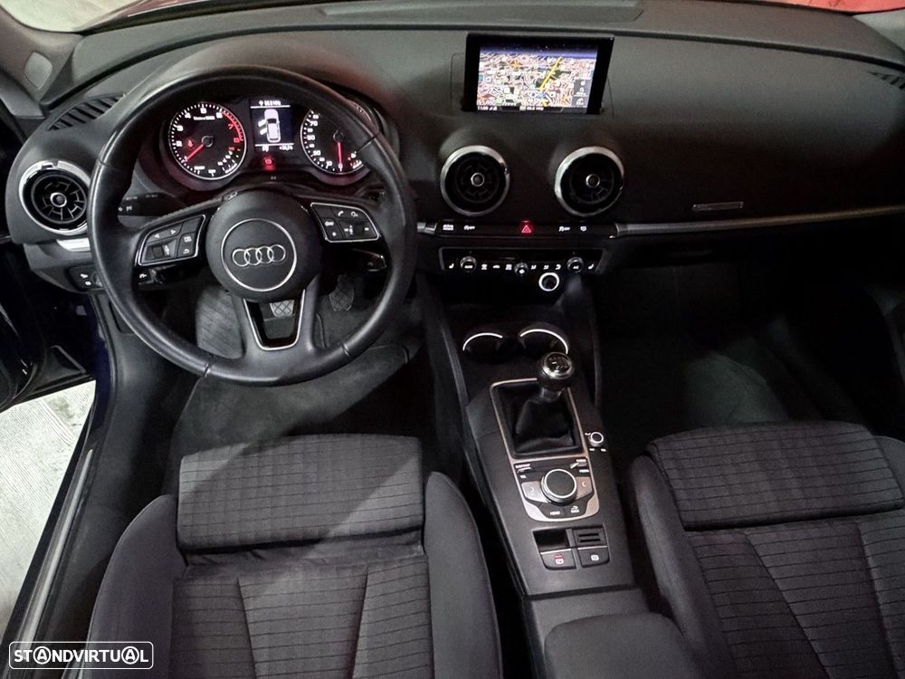 Audi A3 Sportback 30 TFSI Sport - 9