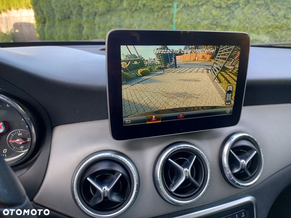 Mercedes-Benz CLA 200 UrbanStyle Edition - 10