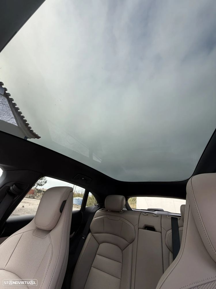 Porsche Taycan Sport Turismo 4S - 15