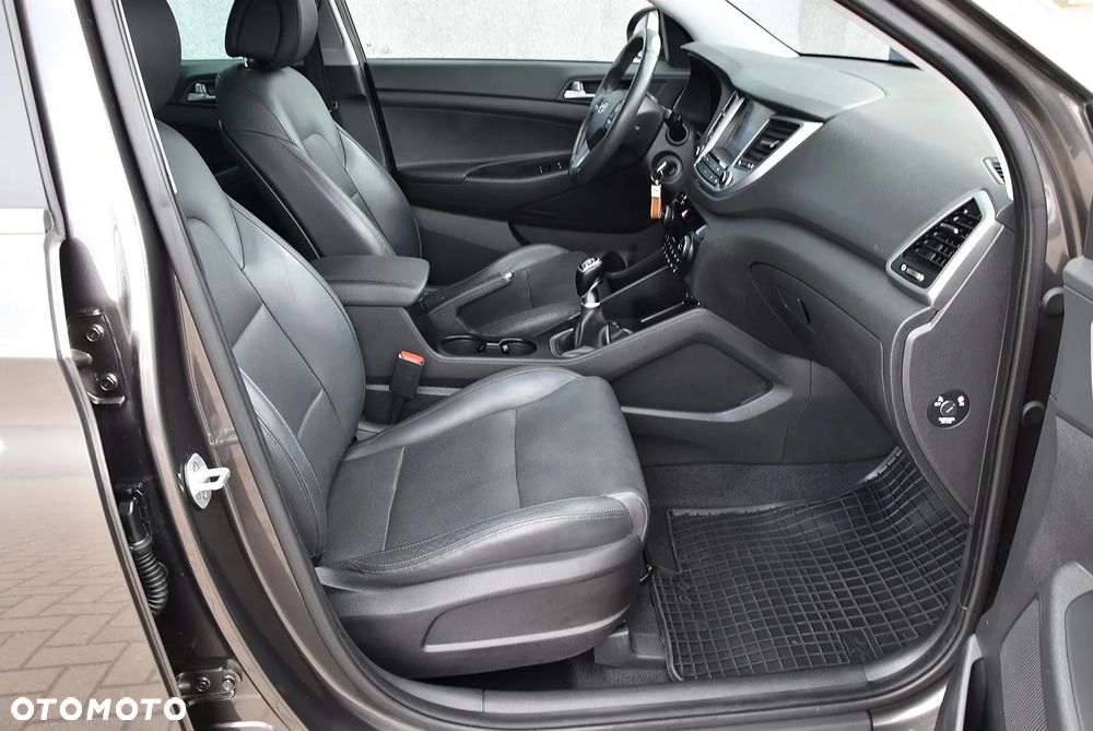 Hyundai Tucson 1.6 GDi 2WD Premium - 40