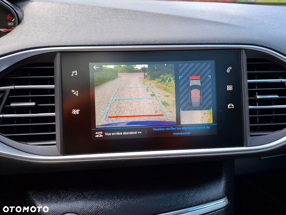 Peugeot 308 PureTech 130 EAT8 GT - 27