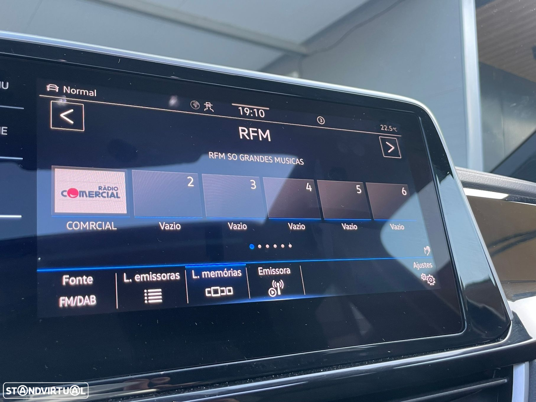 VW T-Roc 1.5 TSI R-Line DSG - 26