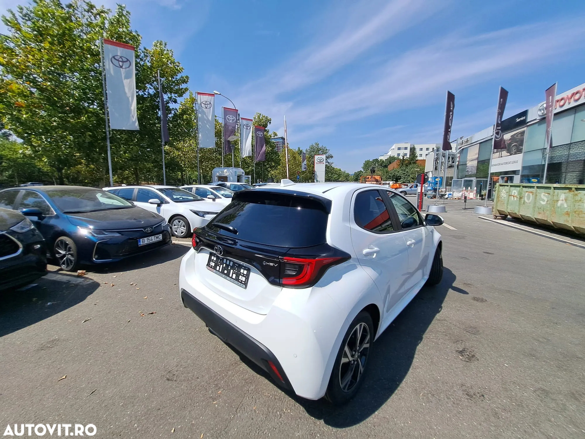 Toyota Yaris 1.5 HEV 116 CP Business - 4