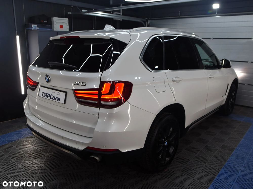 BMW X5 xDrive35i - 36