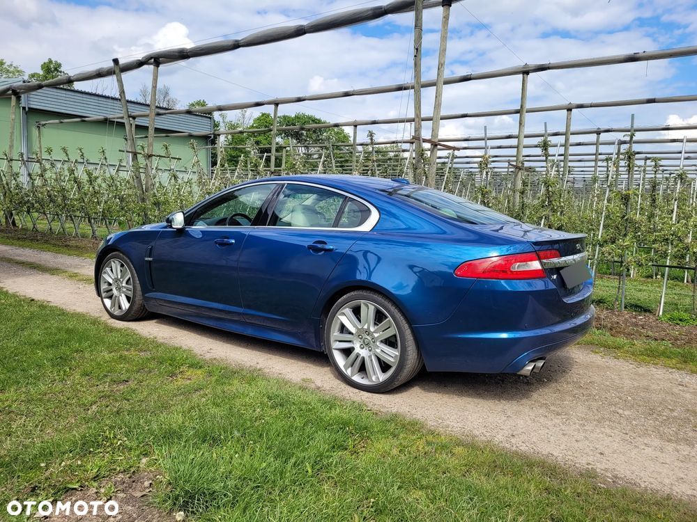 Jaguar XF XFR - 1