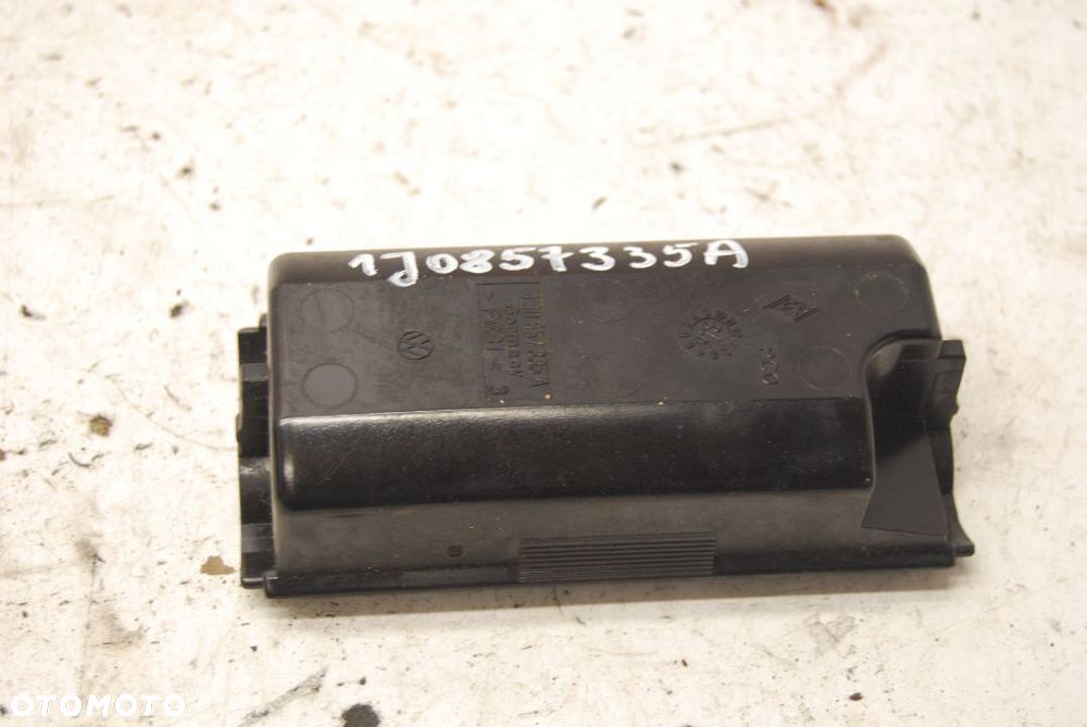 WKŁAD POPIELNICZKI 1J0857335A VW GOLF IV BORA - 2
