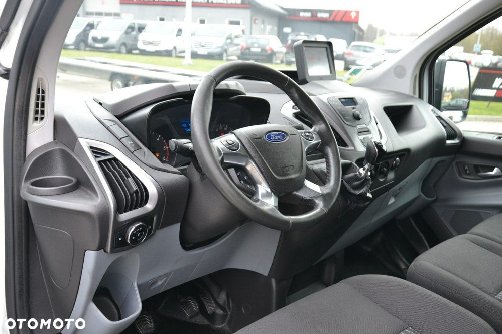 Ford Transit Custom - 13