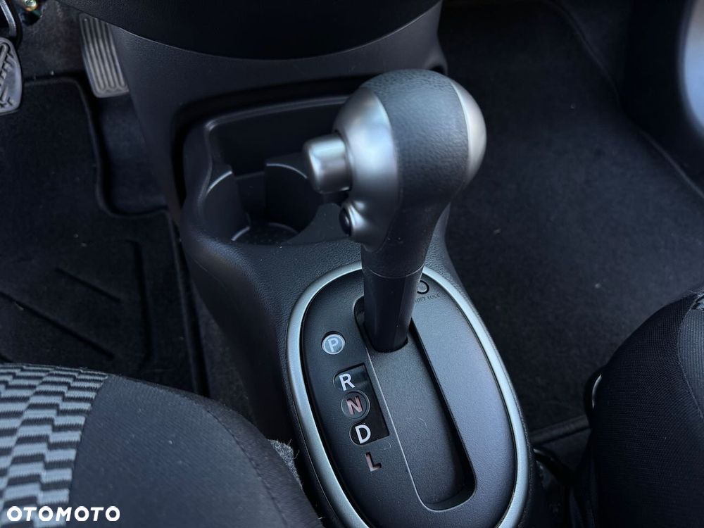 Nissan Micra - 5