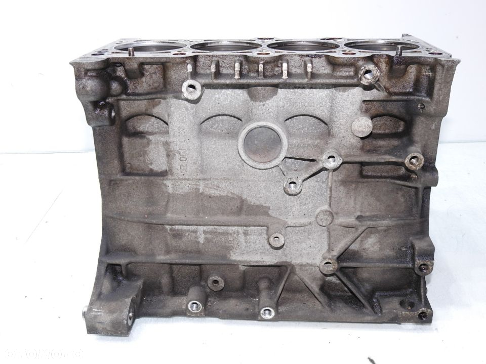 BLOK SILNIKA VW PASSAT B6 2.0 FSI BLR - 11
