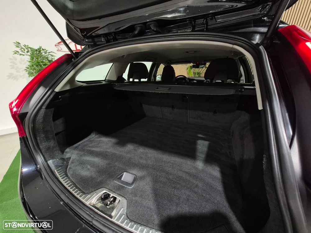 Volvo V60 1.6 D2 Momentum Eco Powershift - 34