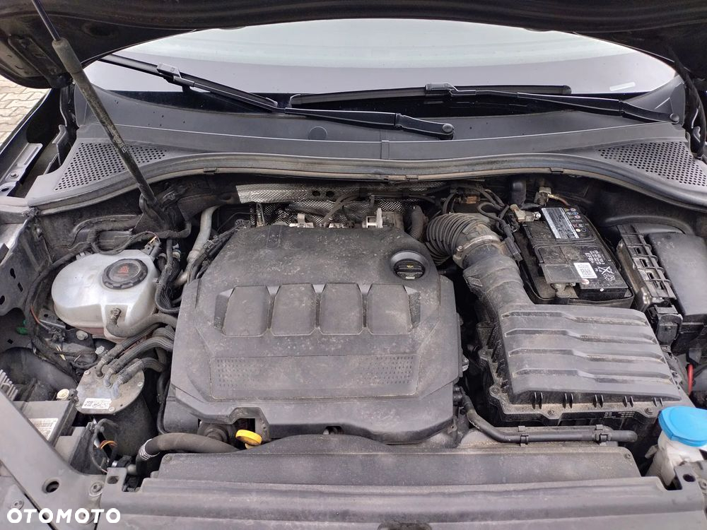 Volkswagen Tiguan 2.0 TDI Elegance DSG - 5