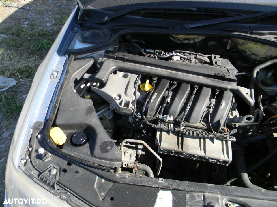 Dezmembrari  Renault LAGUNA 2  2001  > 2007 1.8 16V (BG0B, BG0M) Benz - 4