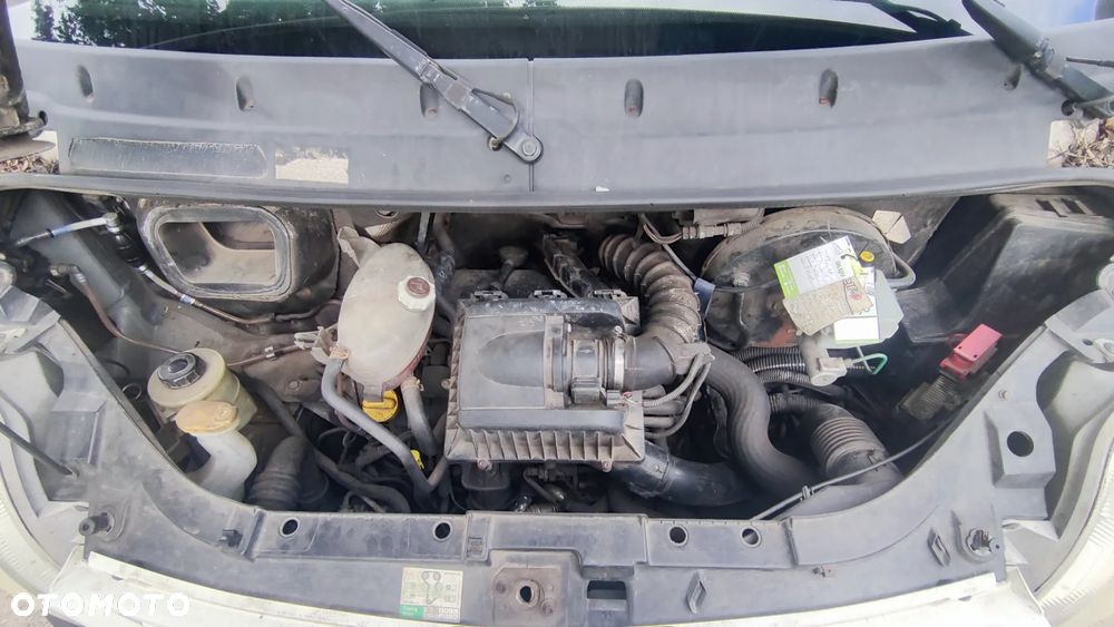 Nissan interstar - 17