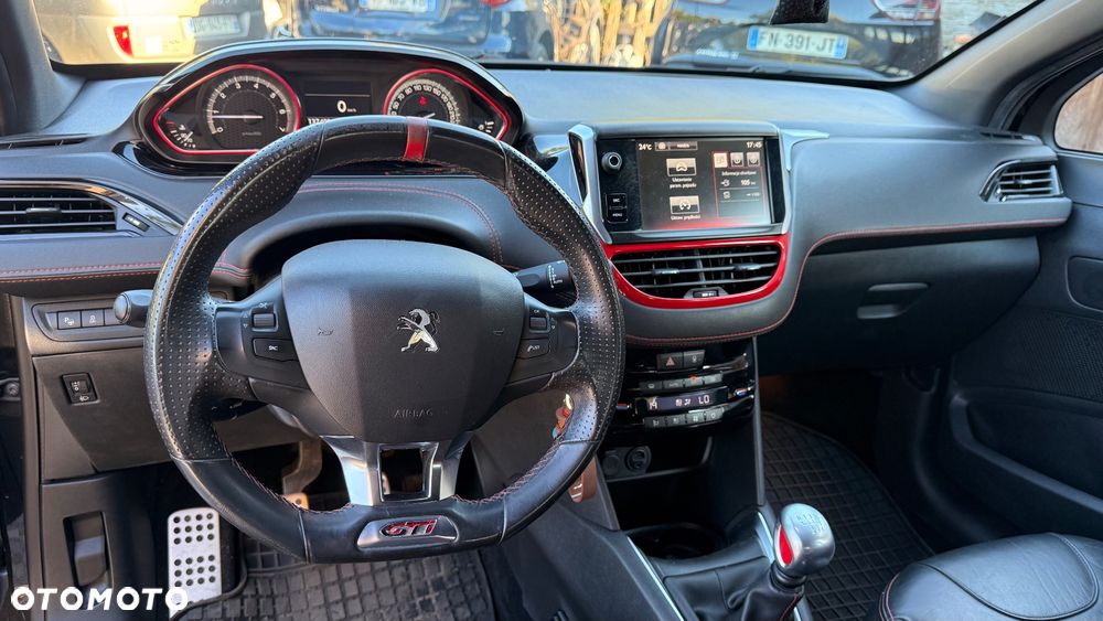 Peugeot 208 1.6 THP GTi - 28