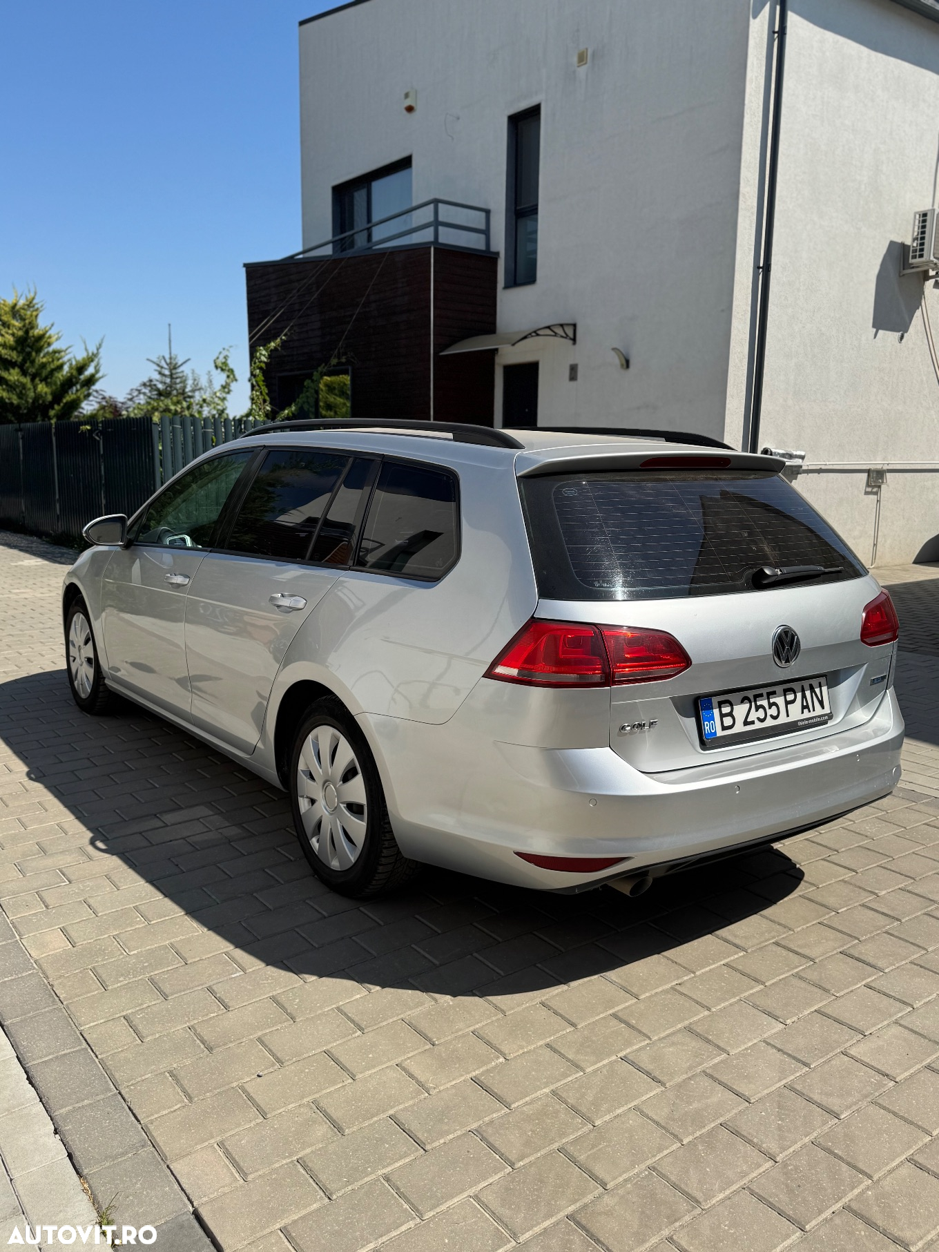 Volkswagen Golf 1.6 TDI DPF BMT Comfortline - 7