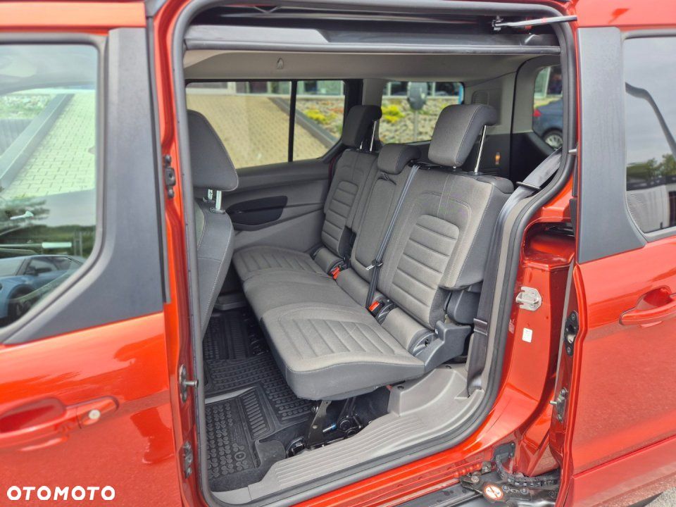 Ford Tourneo Connect - 15
