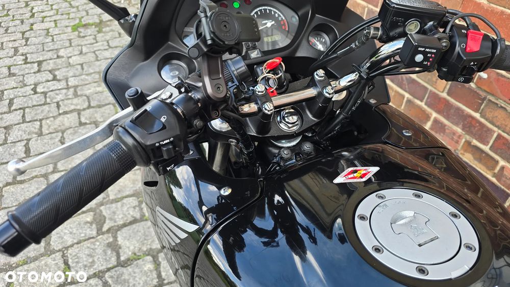 Honda CBF - 18