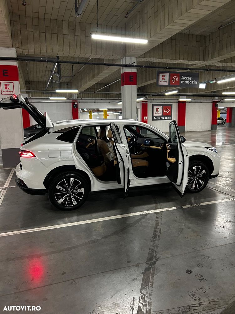 MG EHS 1.5 T-GDi AT PHEV Exclusive - 33