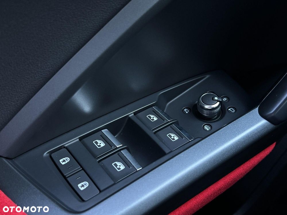 Audi RS Q3 Sportback - 31