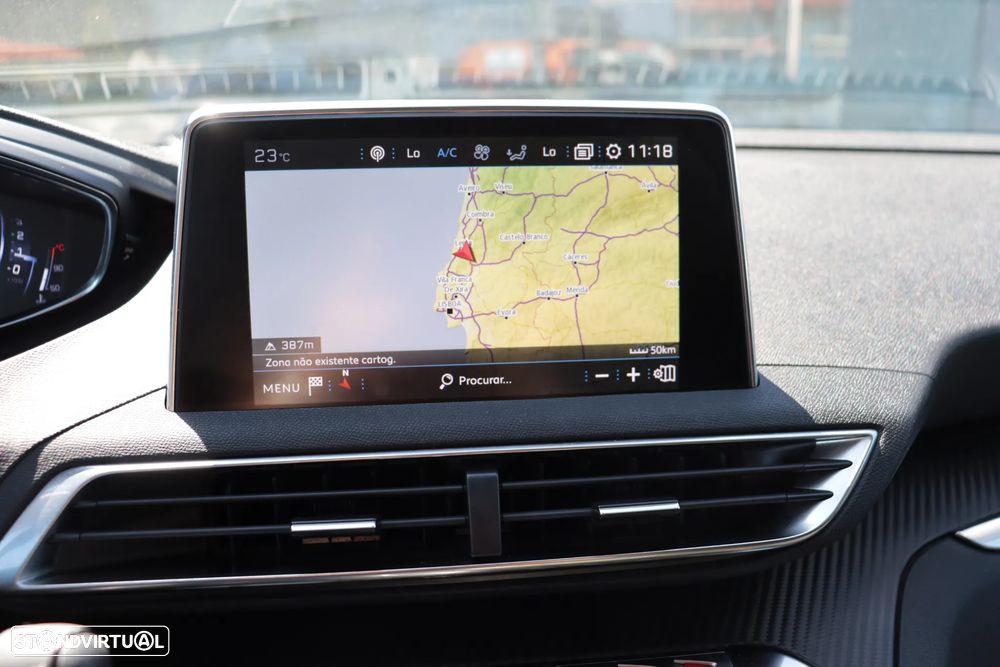 Peugeot 5008 BlueHDI 130 EAT8 Active - 21