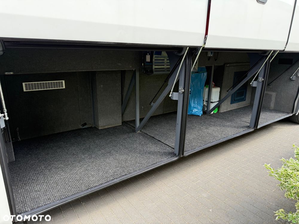 Neoplan Starliner C P11 EEV - 9