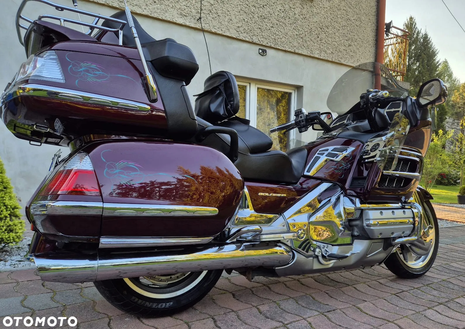 Honda GL - 12