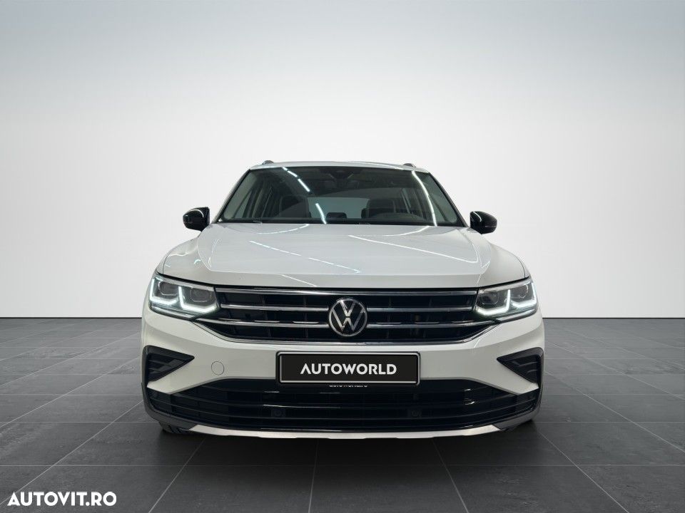 Volkswagen Tiguan 2.0 TSI ACT 4Mot DSG Elegance - 3