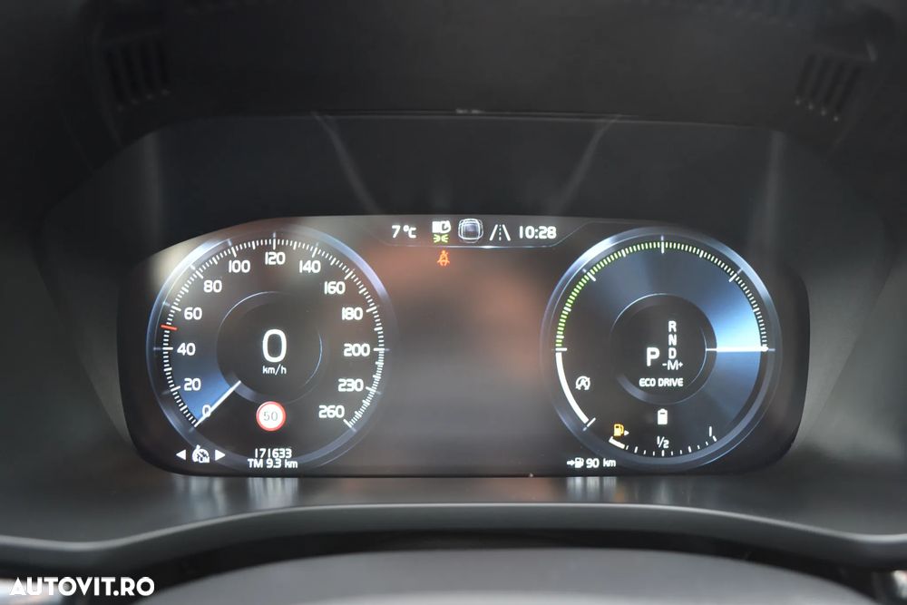 Volvo XC 60 B4 D AWD Geartronic Momentum Pro - 19