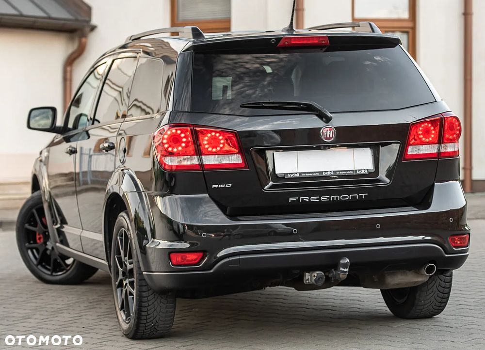 Fiat Freemont 2.0 Multijet 16V DPF Automatik Allrad Black Code - 8