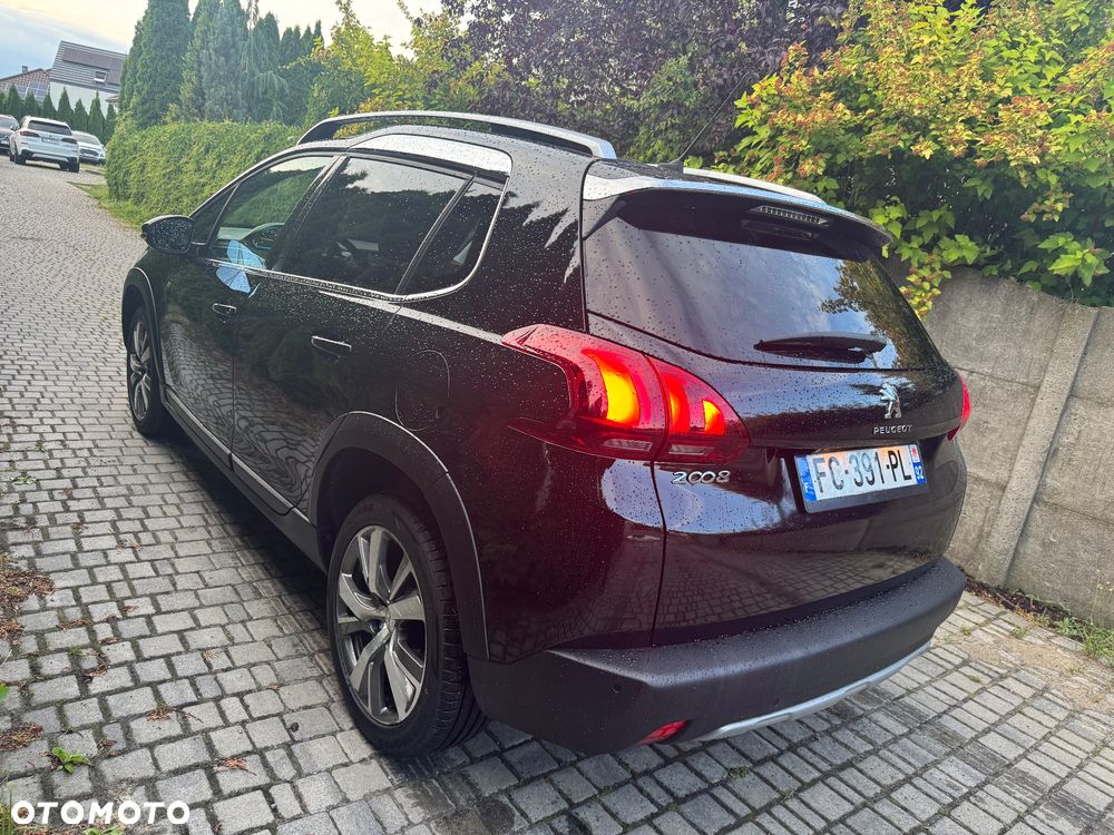 Peugeot 2008 1.2 Pure Tech GPF Allure S&S - 7