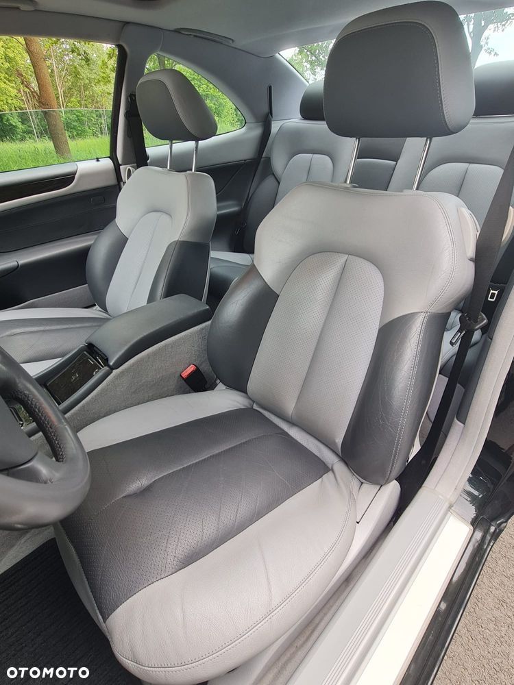 Mercedes-Benz CLK - 20