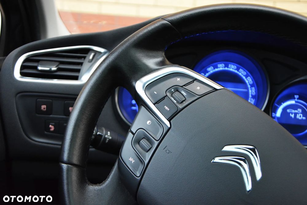 Citroën C4 HDi 150 Exclusive - 11